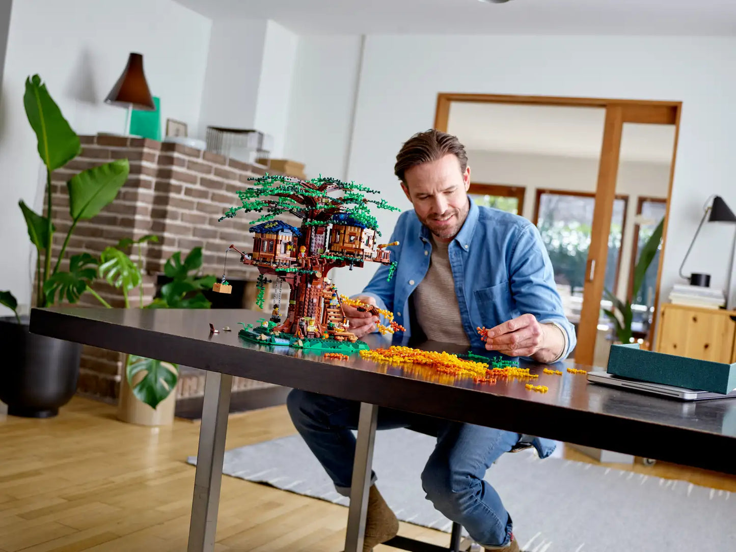 Compatible - 21318 - Tree House - 3036 Pieces