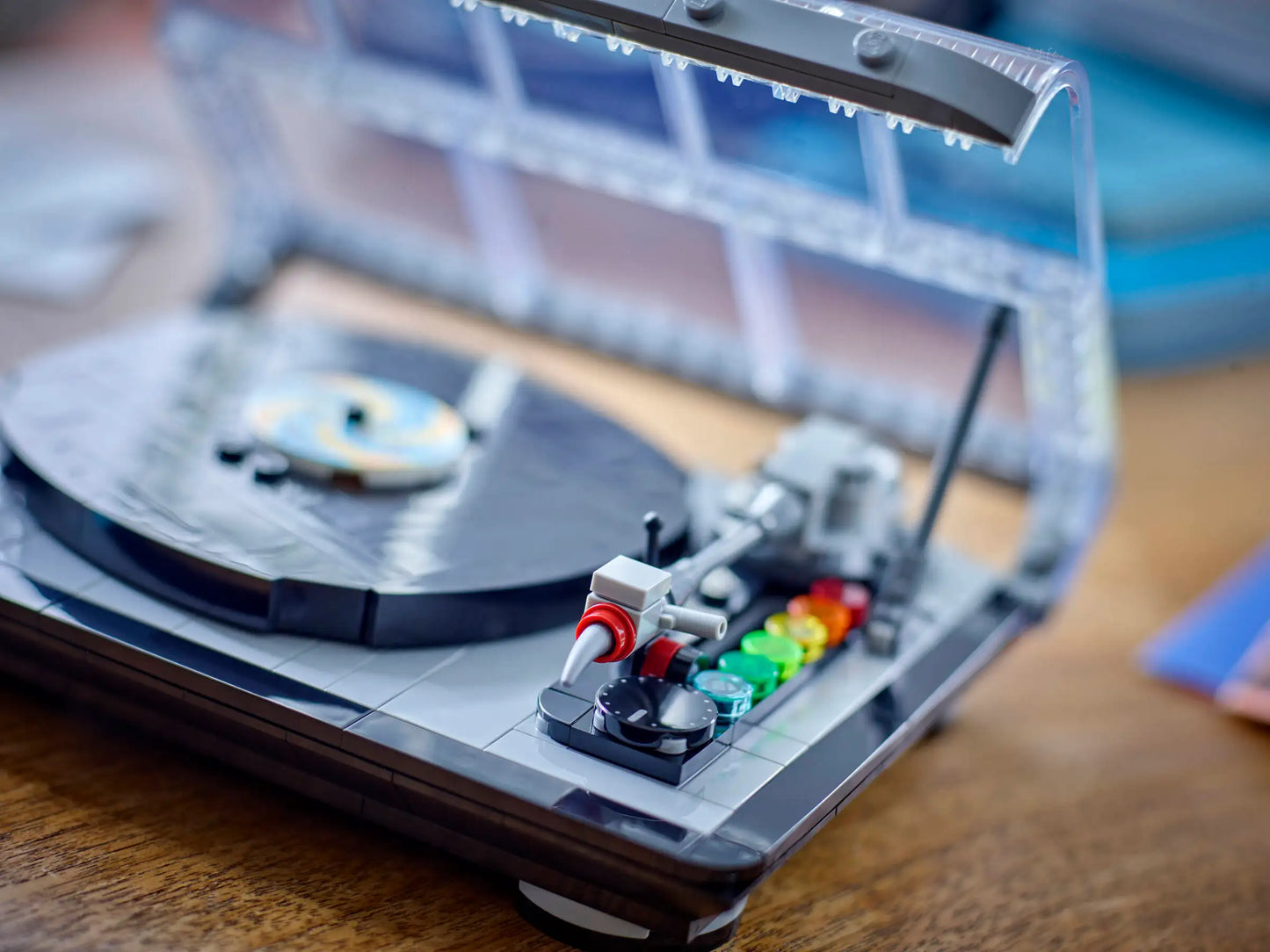 Compatible - 40699 - Retro Record Player - 310 Pieces