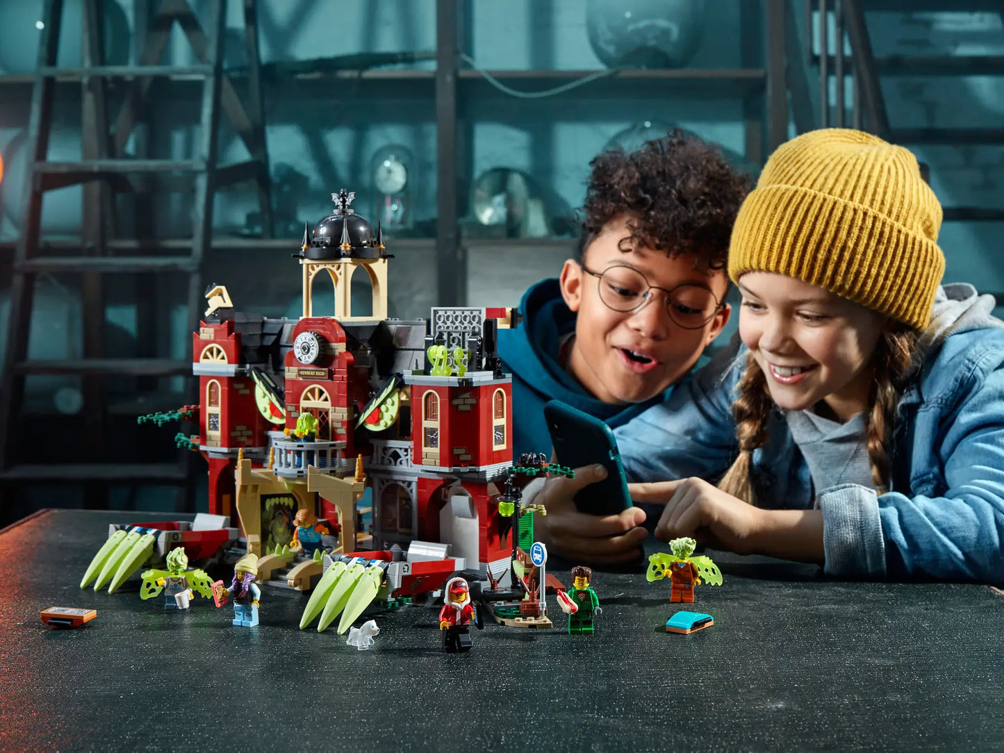 Compatible - 70425 - Icons - Newbury Haunted High School - 1474 Pieces