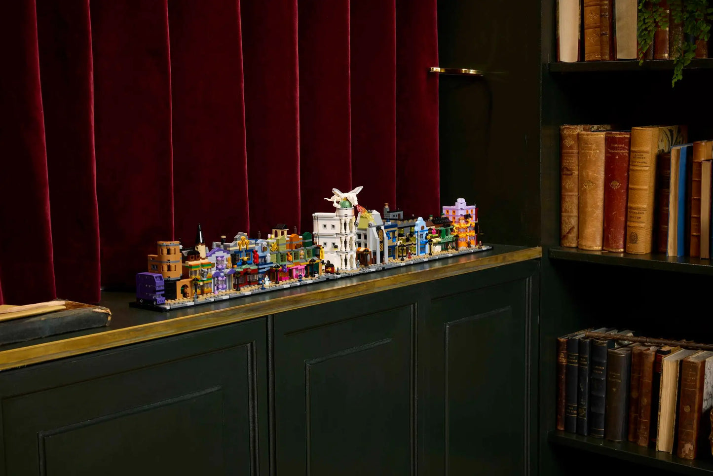 Compatible - 76444 - Diagon Alley Wizarding Shops - 2750 Pieces