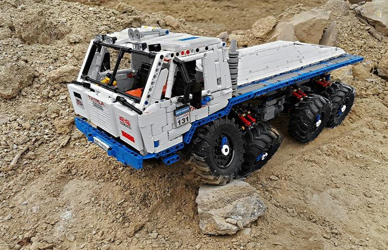 Mould King - 13144 - Tatra 8x8 Truck - 3599 Pieces - Dynamic Version