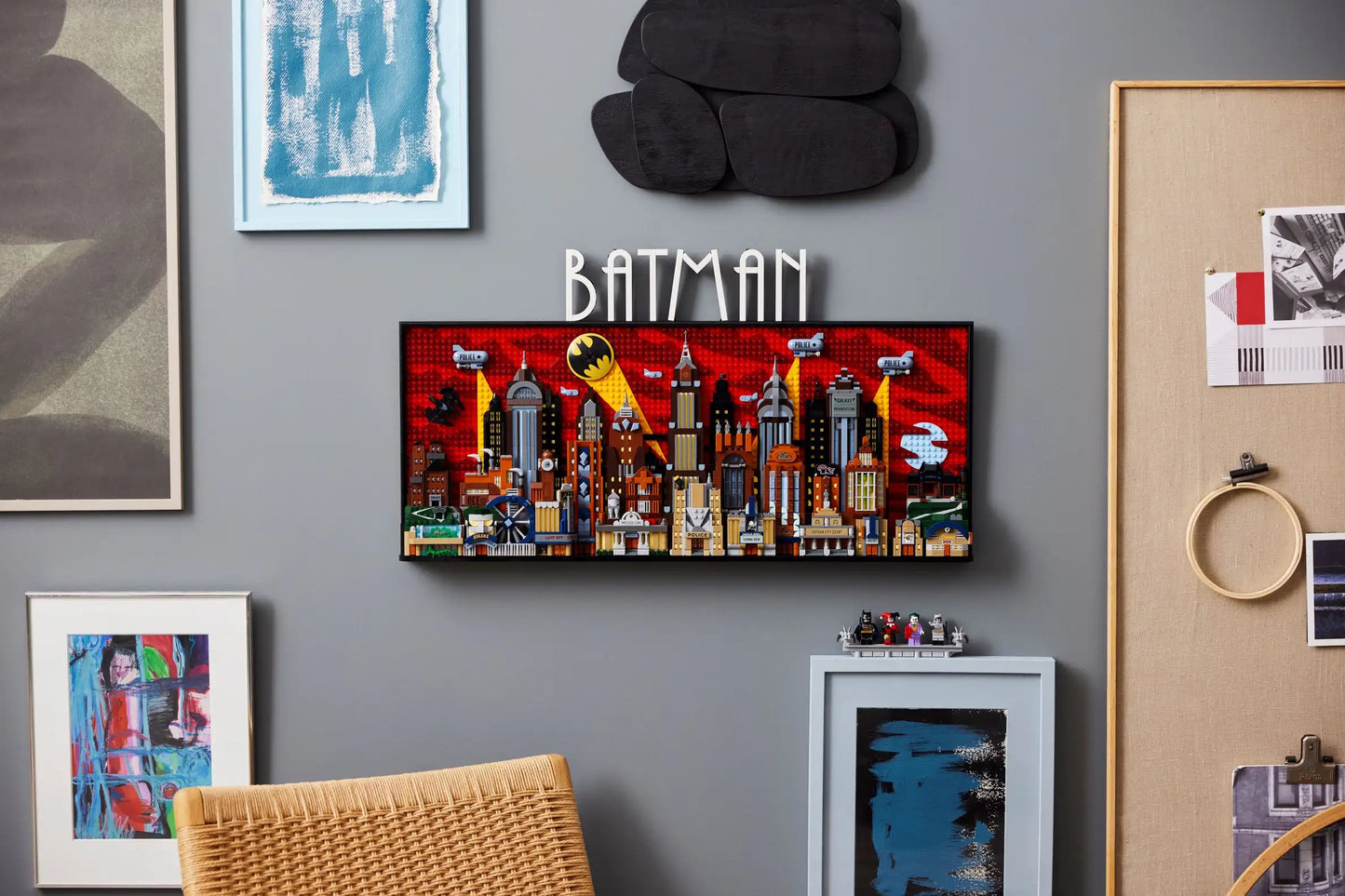 Compatible - 76721 - Batman - The Animated Series - Gotham City - 4210 Pieces