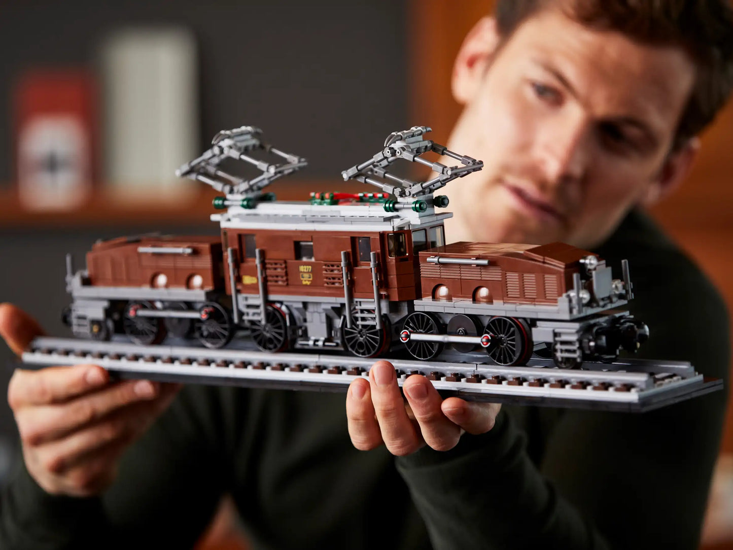 Compatible - 10277 - Creator Expert - The Crocodile Locomotive - 1277 Pieces