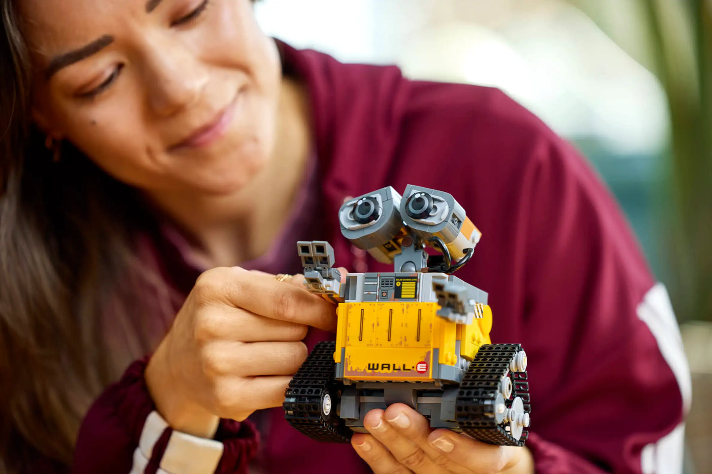 Compatible - 43279 - Disney - Wall E And Eve - 811 Pieces
