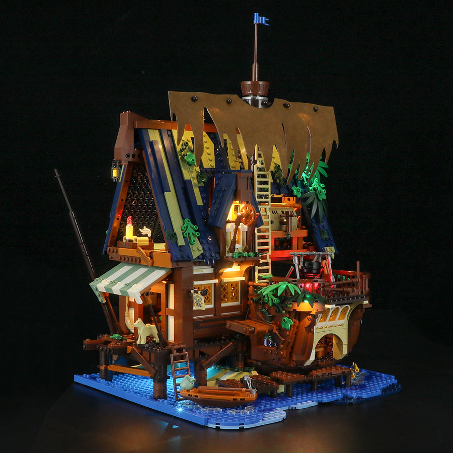 Funwhole/Lumibricks - F9011 - Medieval Pier Inn - 2,143 pieces