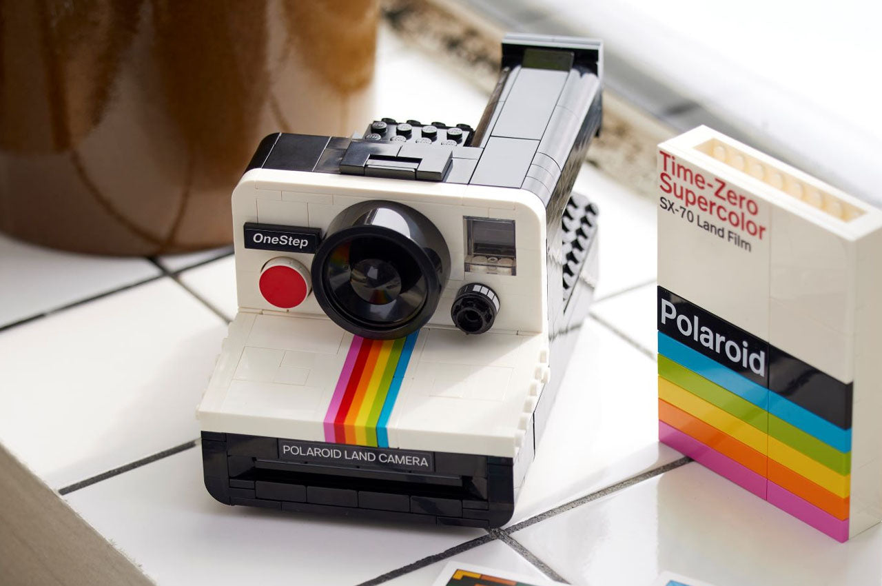 Compatible - IDEAS - 21345 - Polaroid OneStep SX-70 Camera - 516 Pieces