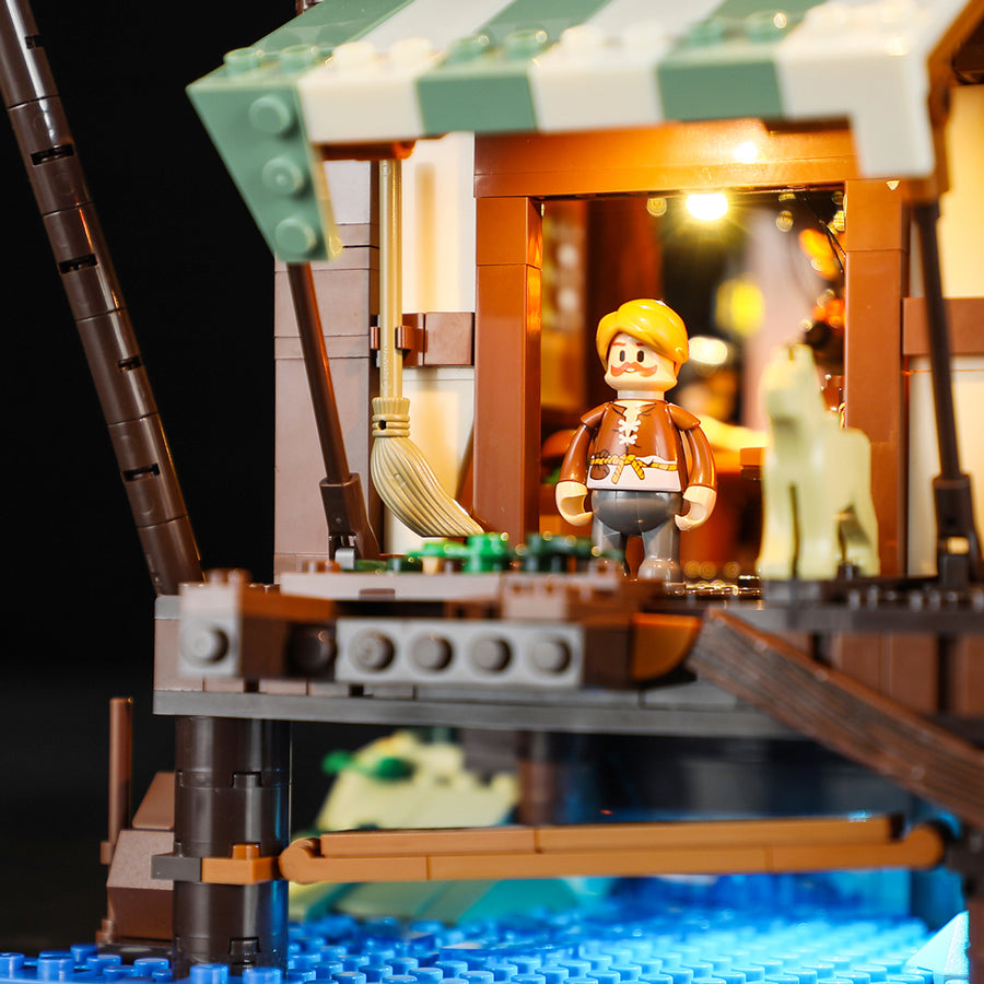 Funwhole/Lumibricks - F9011 - Medieval Pier Inn - 2,143 pieces