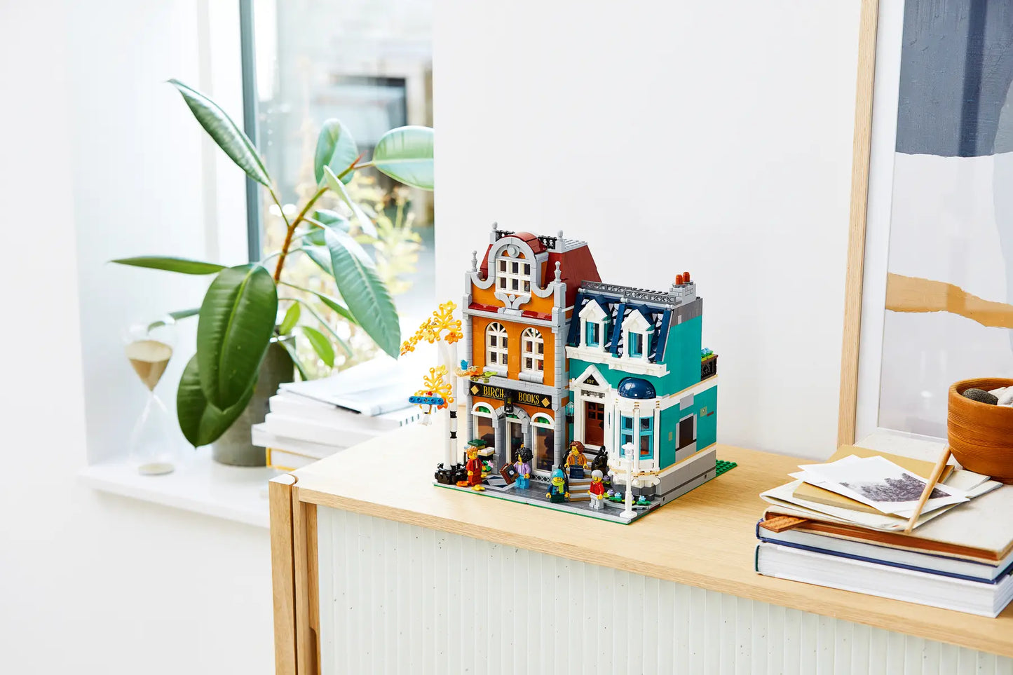 Compatible - 10270 - Creator Expert - Bookshop - 2504 Pieces