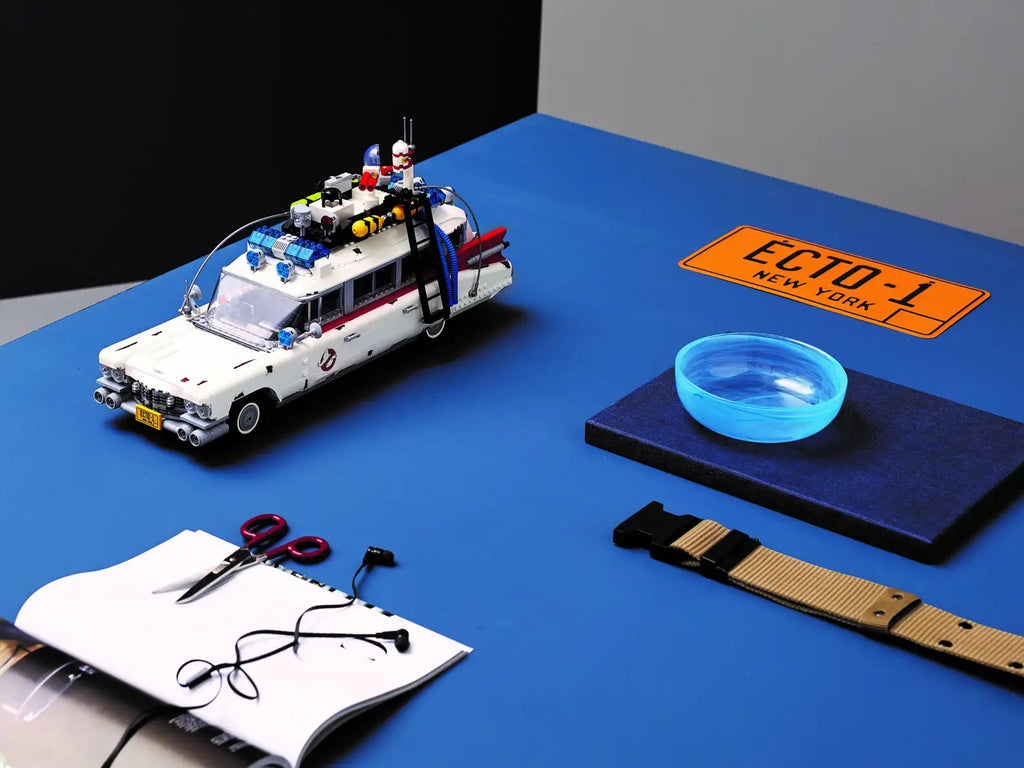 Compatible - Icons - 10274 - Ghostbusters Ecto-1 - 2352 Pieces