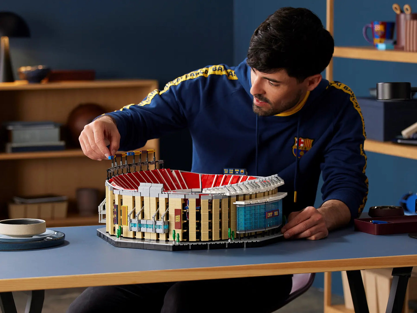 Compatible - 10284 - Icons - FC Barcelona's Camp Nou - 5509 Pieces