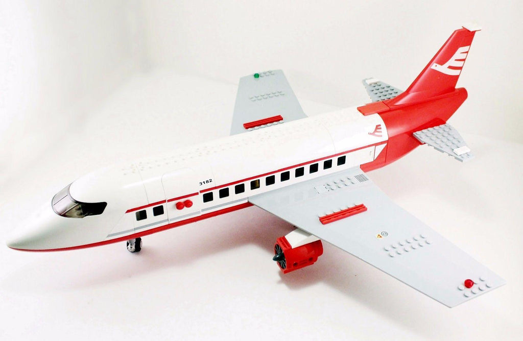 Compatible - City - 3182 - Airport - 703 Pieces