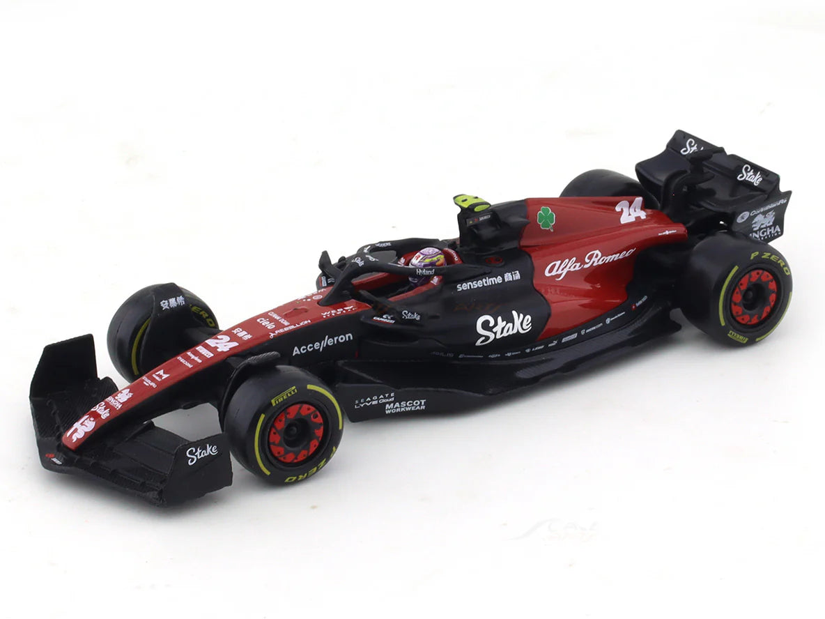 Bburago - Alfa-Romeo - C43 Stake Team - Zhou Guanyu - 1:43 - Scale Model