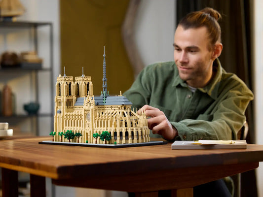 Compatible - 21061 - Notre Dame de Paris - 4383 Pieces