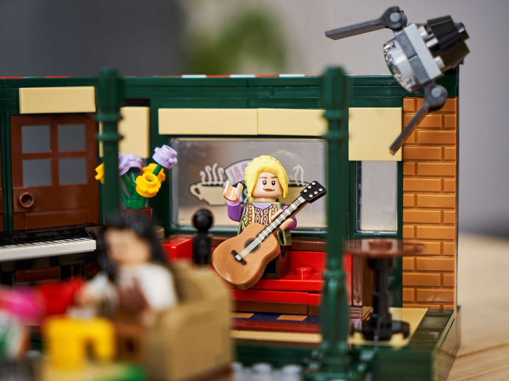 Compatible - IDEAS - 21319 - Friends - Central Perk Cafe - 1228 Pieces
