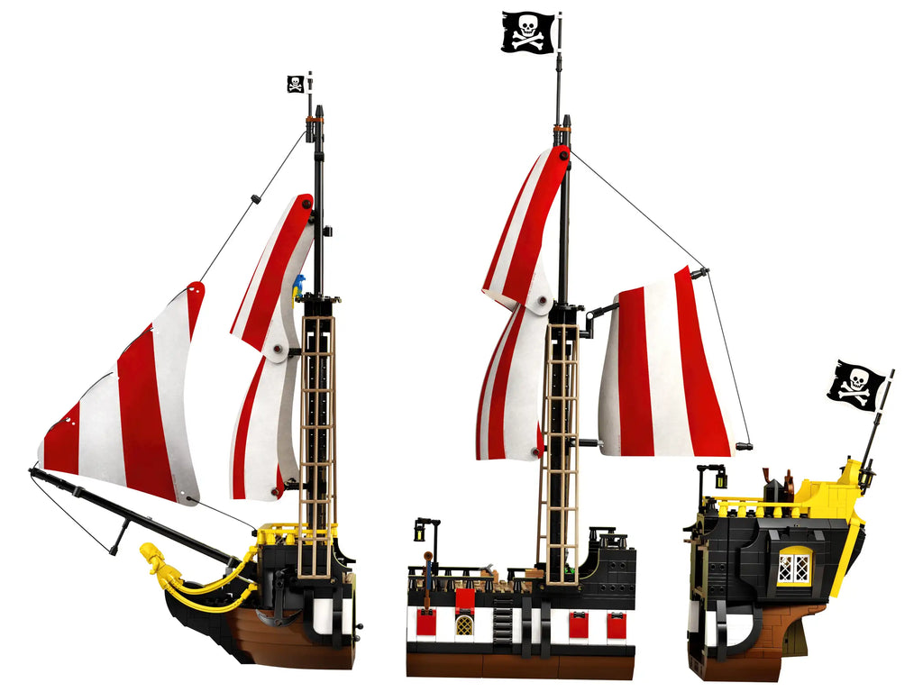 Compatible - IDEAS - 21322 - Pirates Of Barracuda Bay - 2545 Pieces