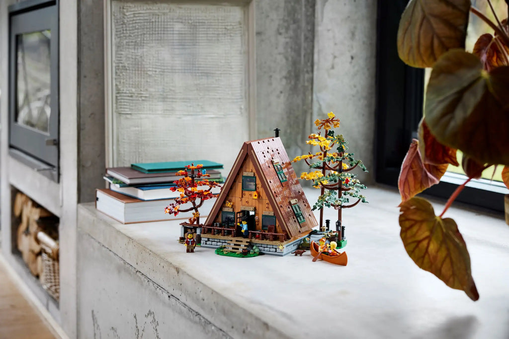 Compatible - IDEAS - 21338 - A Frame Cabin - 2082 Pieces