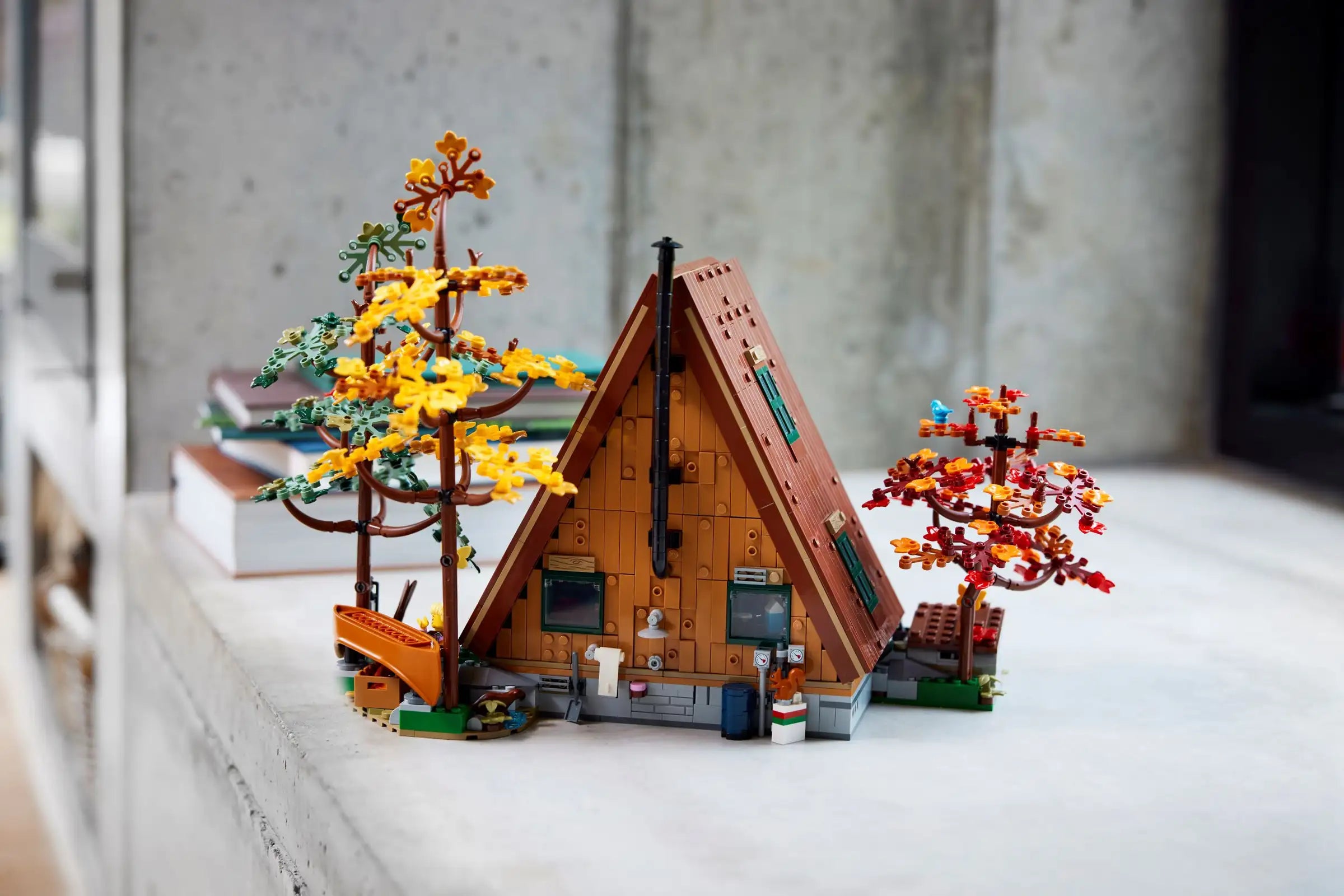 Compatible - IDEAS - 21338 - A Frame Cabin - 2082 Pieces