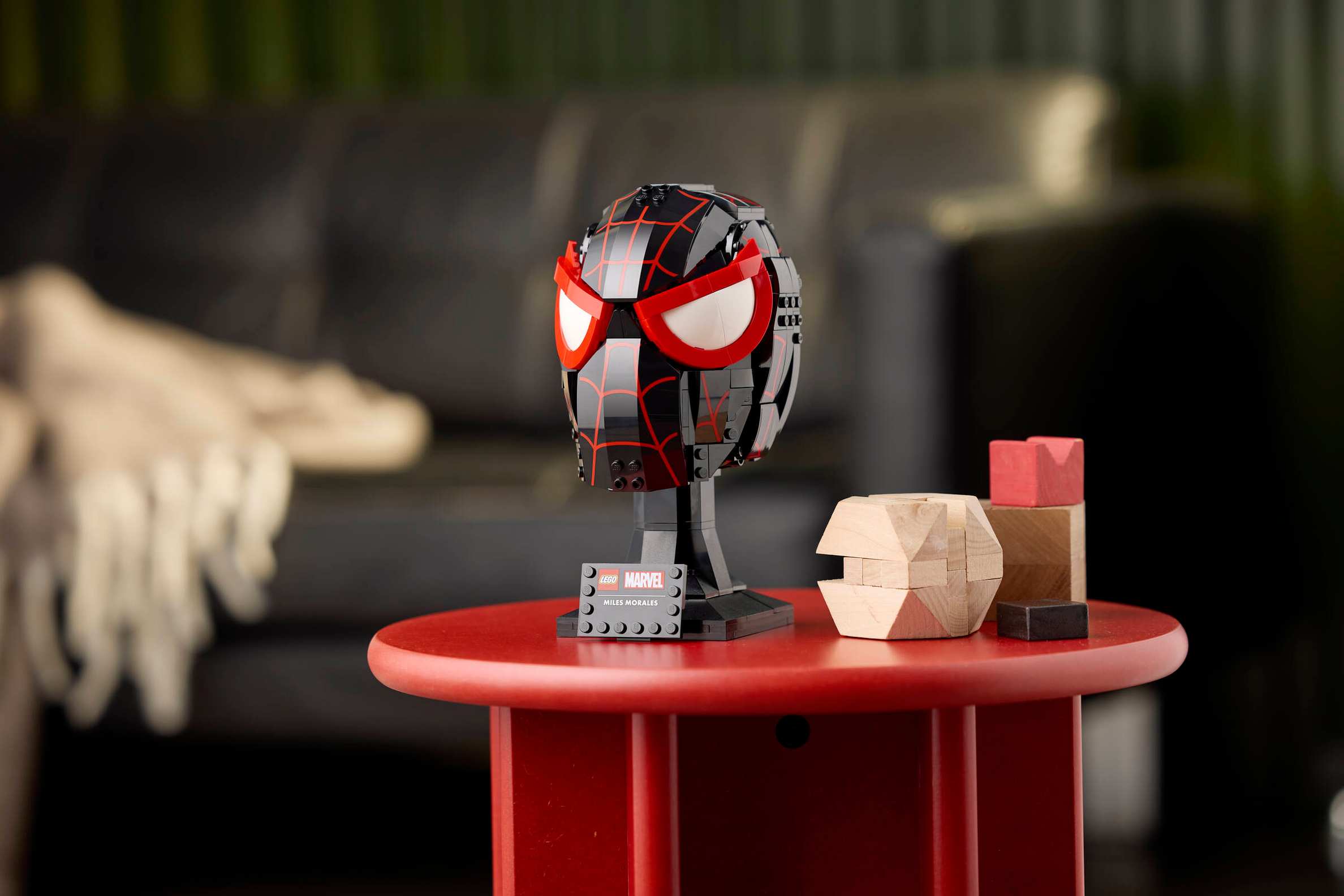 Compatible - Marvel - 76329 - Miles Morales’ Mask - 487 Pieces