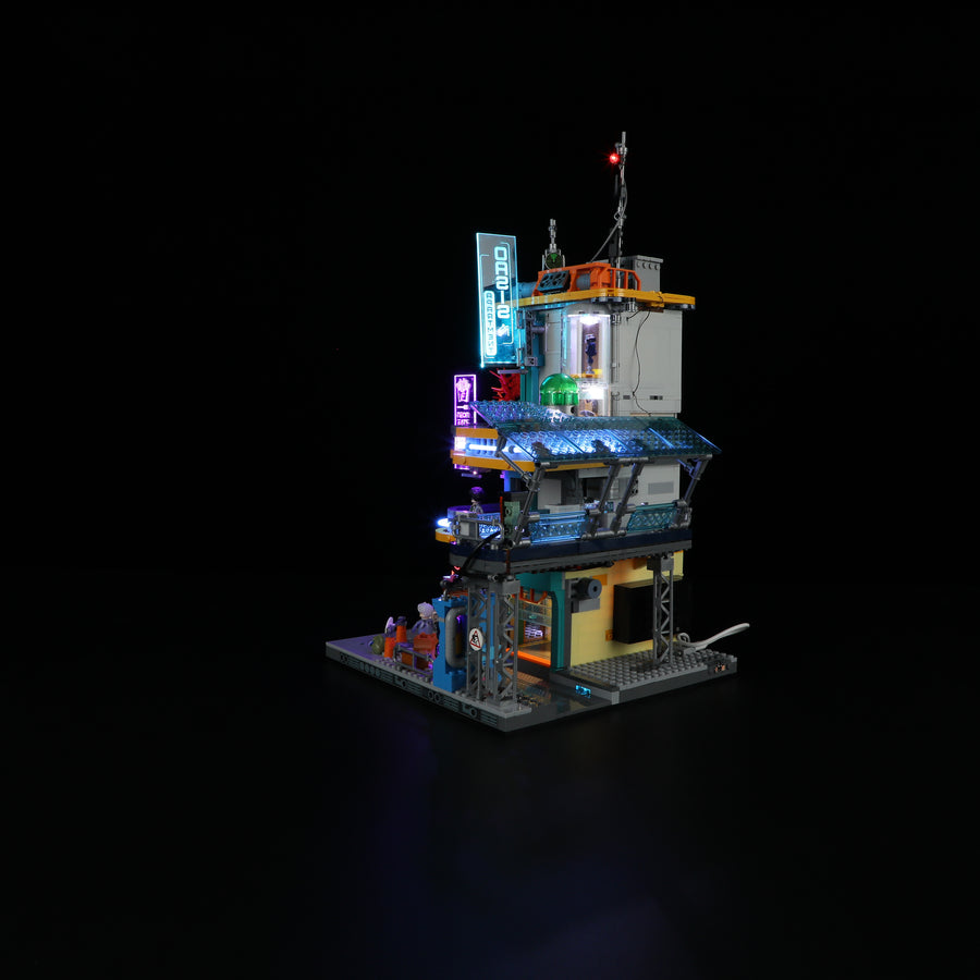 Funwhole/Lumibricks - F9042 - Cyberpunk Apartment - 2507 Pieces