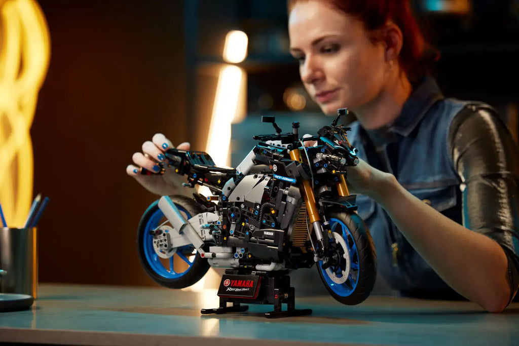 Compatible - Technic - 42159 - Yamaha MT-10 SP Motorcycle - 1478 Pieces