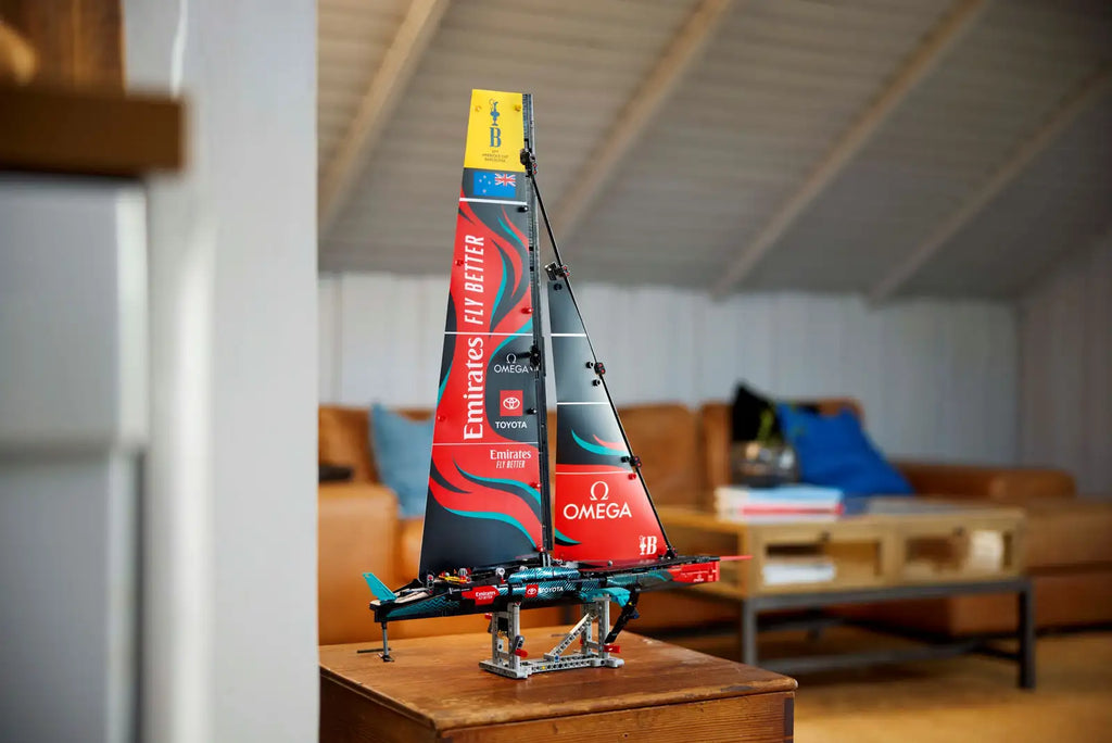 Compatible - Technic - 42174 - Emirates Team New Zealand AC75 Yacht - 962 Pieces