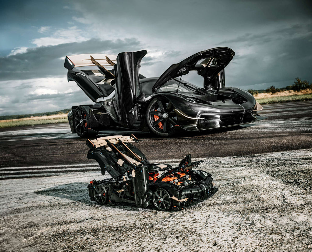 Compatible - Technic - 42232 - Koenigsegg Sadair's Spear Megacar - 4104 Pieces