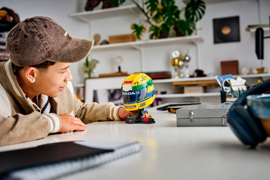 Compatible - Editions - 43024 - Ayrton Senna Helmet - 931 Pieces