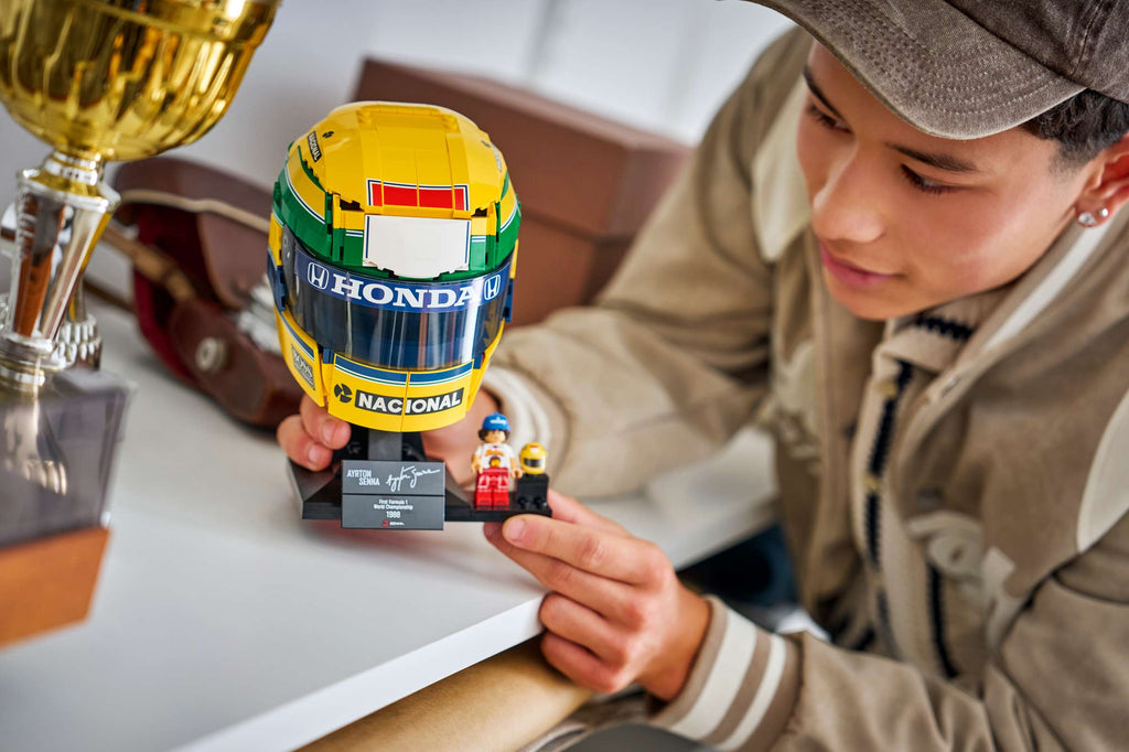 Compatible - Editions - 43024 - Ayrton Senna Helmet - 931 Pieces