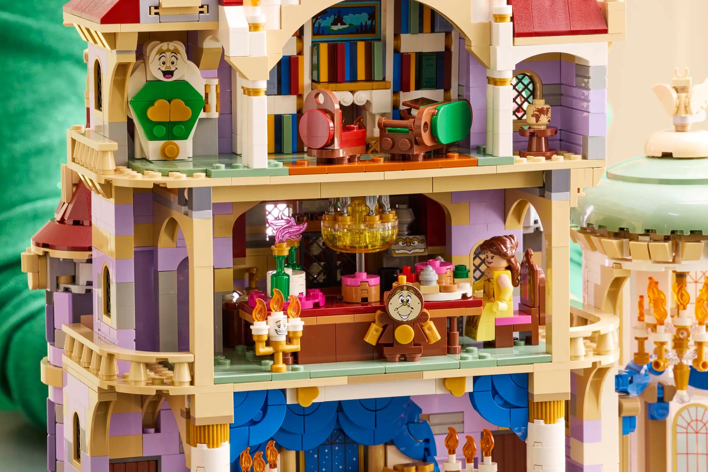 Compatible - Disney - 43263 - Beauty And The Beast Castle - 2916 Pieces