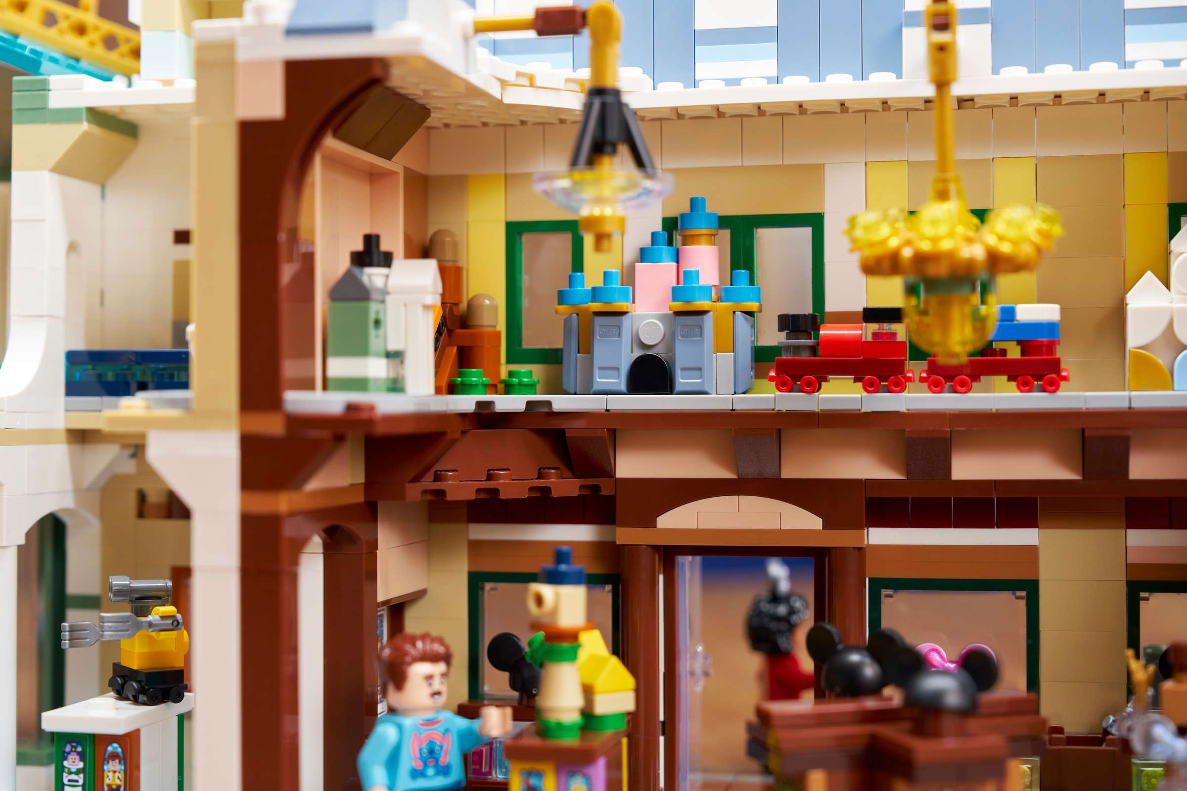 Compatible - Disney - 43302 - Main Street, U.S.A. - 3899 Pieces