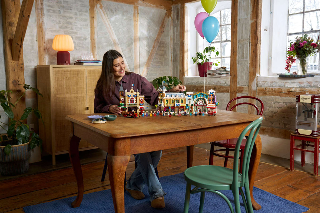 Compatible - Disney - 43302 - Main Street, U.S.A. - 3899 Pieces