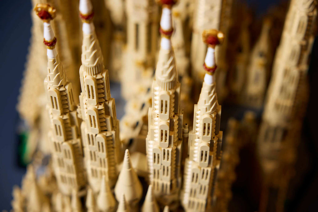 Compatible - Architecture - 21065 - Sagrada Família - 12060 Pieces