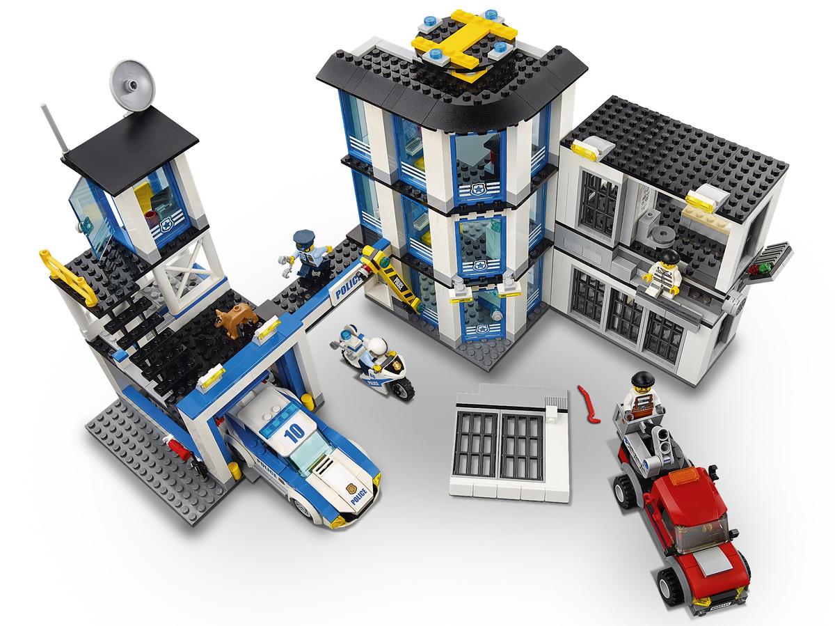 Compatible - City - 60141 - Police Station - 894 Pieces