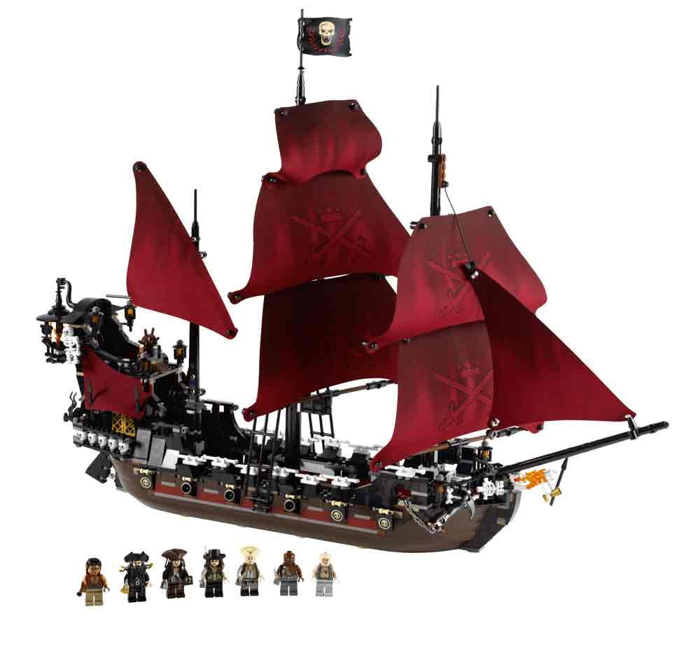 Compatible - Pirates of the Caribbean - 4195 - Queen Anne’s Revenge - 1097 Pieces