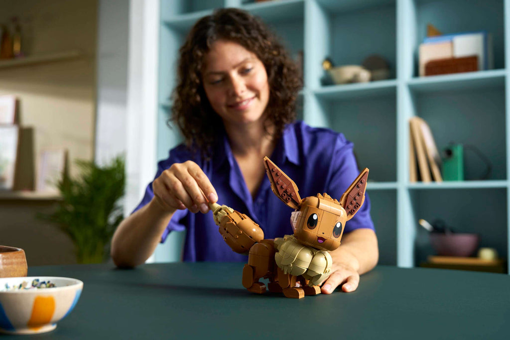 Compatible - 72151 - Pokémon - Eevee - 587 Pieces (Group Order Discount Not Applicable)