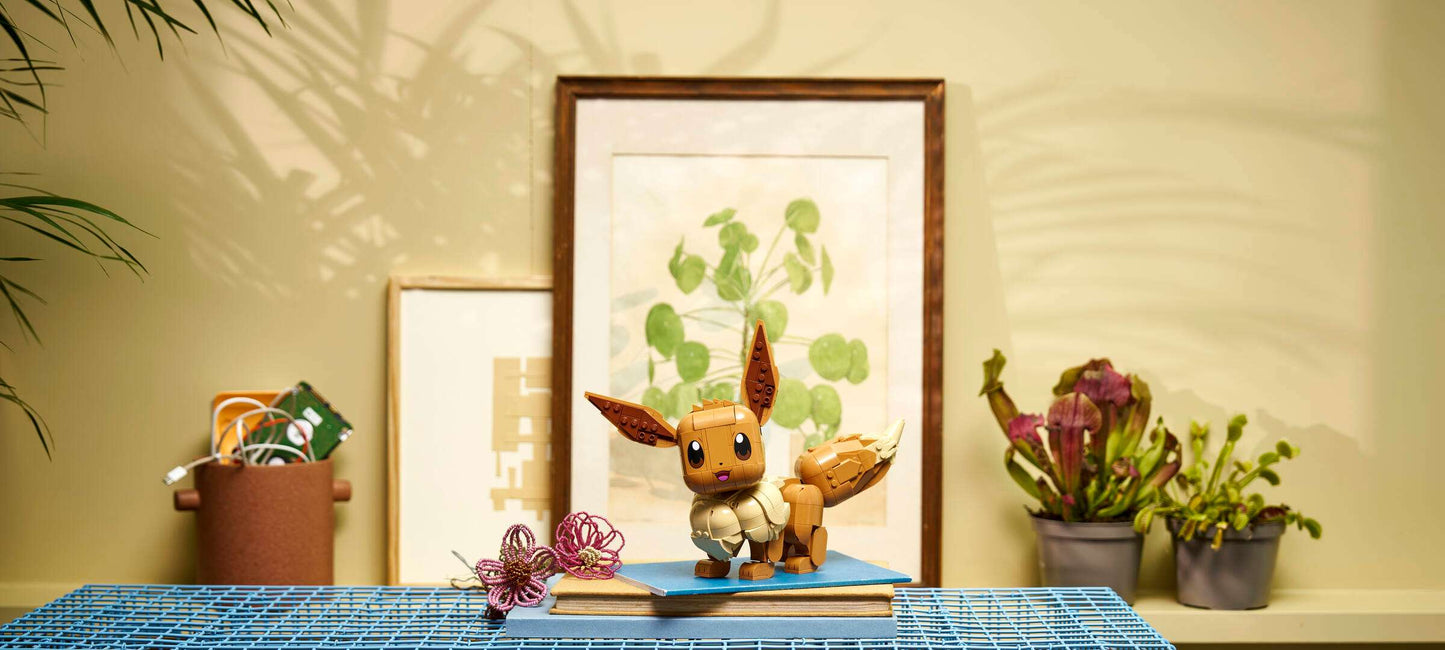 Compatible - 72151 - Pokemon - Eevee - 587 Pieces