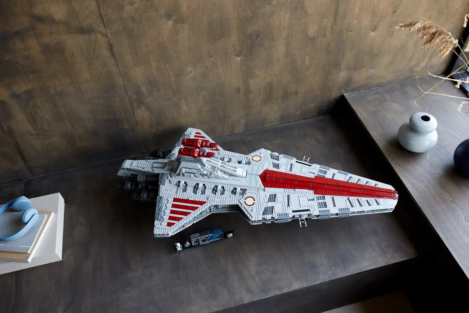 Compatible - Star Wars - 75367 - Venator - Class Republic Attack Cruiser - 5374 Pieces (Group Order Discount Not Applicable)