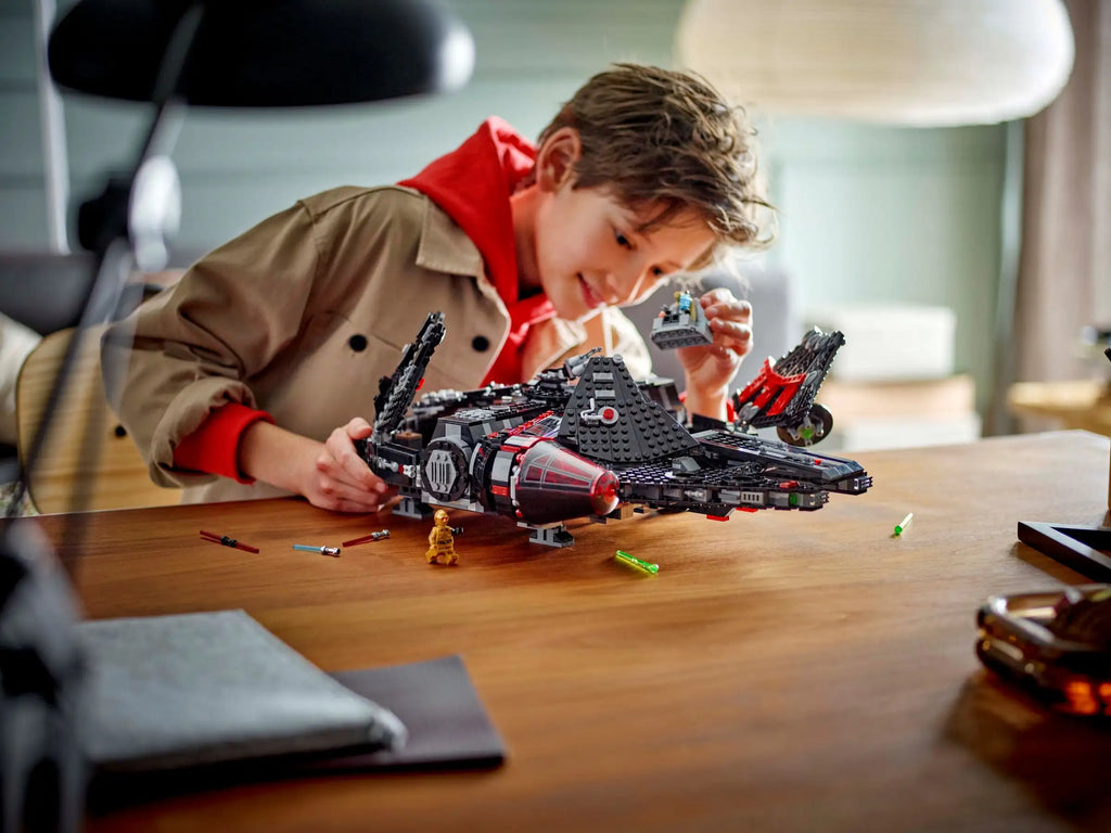 Compatible - Star Wars - 75389 - The Dark Falcon - 1579 Pieces