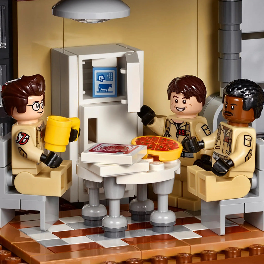 Compatible - Icons - 75827 - Ghostbusters - Ghostbusters Firehouse - 4634 Pieces