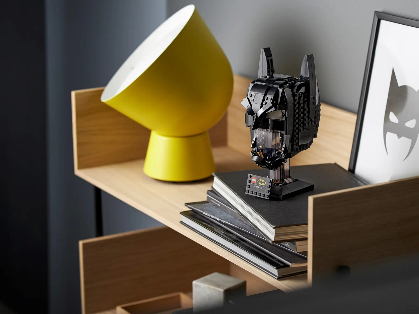 Compatible - 76812 - Batman - Batman's Cowl - 410 Pieces