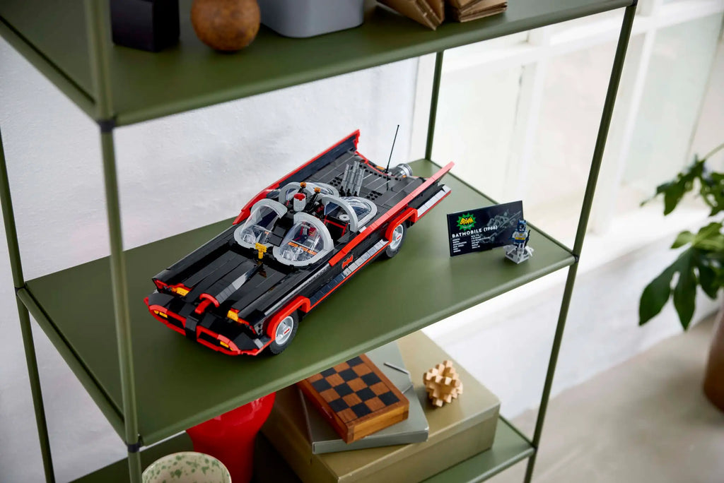 Compatible - Batman - 76328 - The Classic TV Series Batmobile - 1822 Pieces