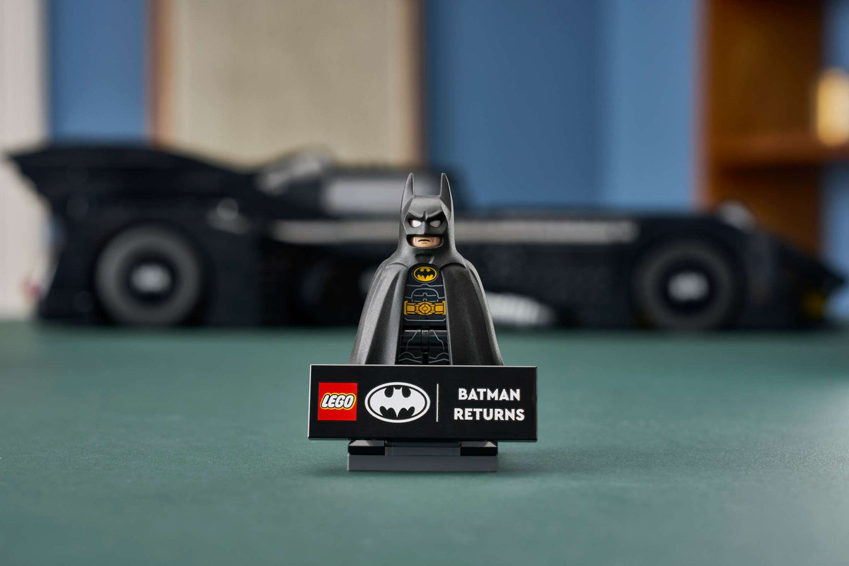 Compatible - Batman - 76355 - Batman Returns Batmobile - 2269 Pieces