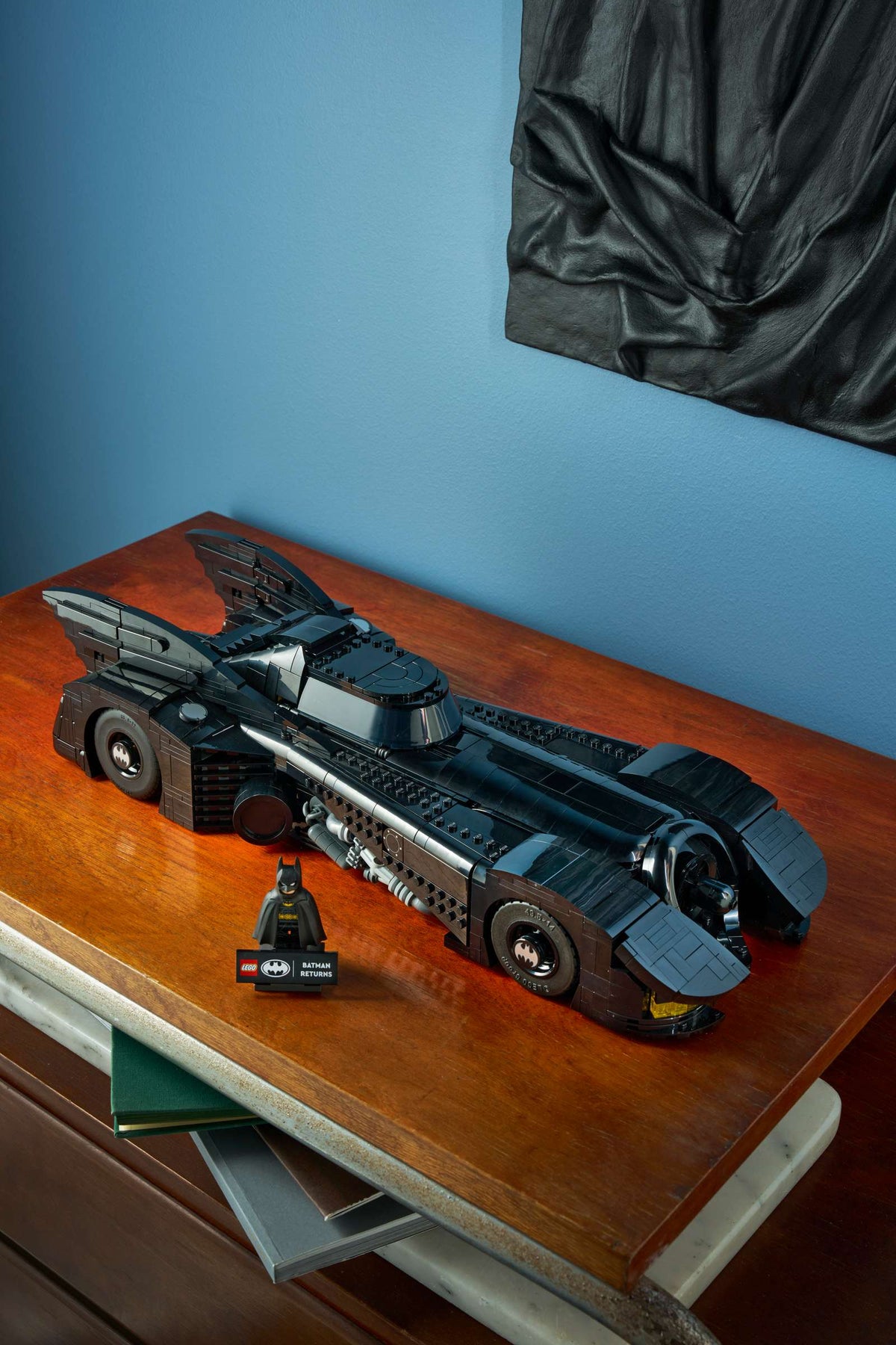 Compatible - Batman - 76355 - Batman Returns Batmobile - 2269 Pieces