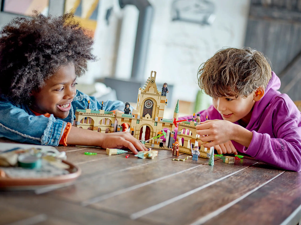 Compatible - Harry Potter - 76415 - The Battle of Hogwarts - 730 Pieces