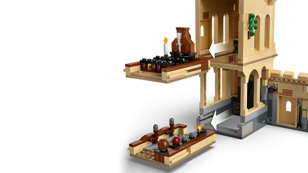 Compatible - Harry Potter - 76447 - Hogwarts Castle - Flying Lessons - 651 Pieces