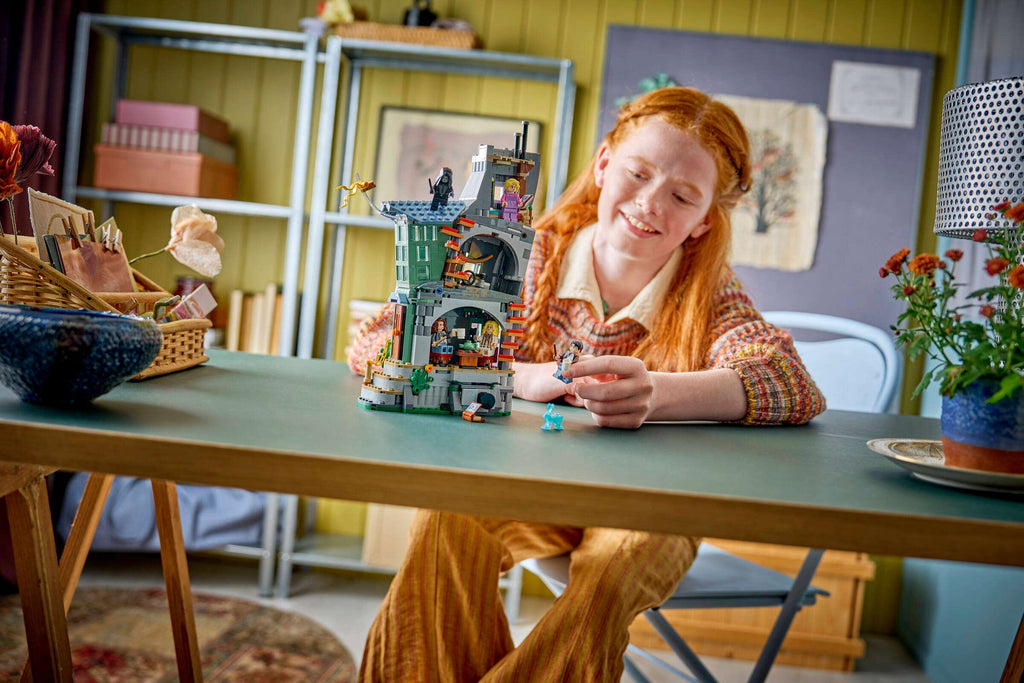 Compatible - Harry Potter - 76467 - Luna Lovegood's House - 764 Pieces