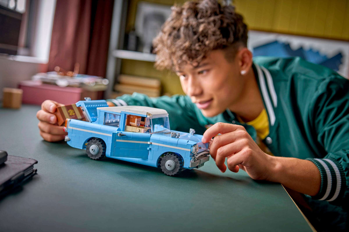 Compatible - Harry Potter - 76470 - Enchanted Flying Ford Anglia - 868 Pieces