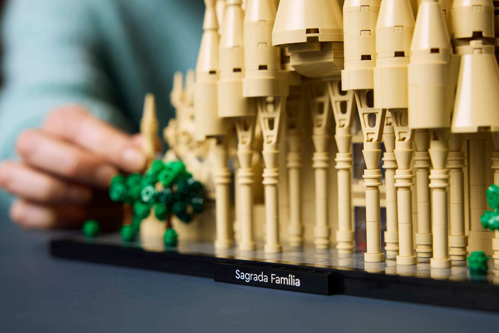 Compatible - Architecture - 21065 - Sagrada Família - 12060 Pieces