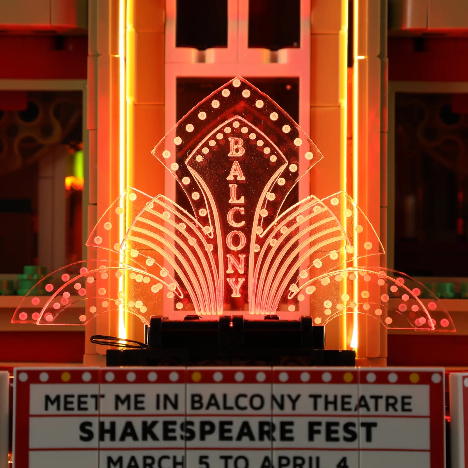 Funwhole/Lumibricks - F9056 - Balcony Theater - 2445 Pieces