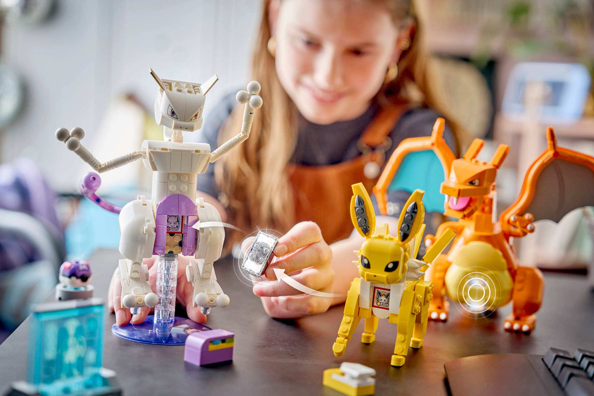 Compatible - Pokémon - 72163 - Mewtwo’s Lab Break - 605 Pieces